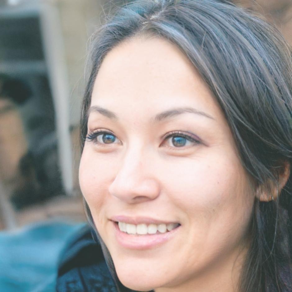 Portrait de Nadia Roussel, formatrice en reporting financier